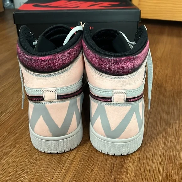 NYC TO PARIS JORDAN 1s SIZE 11M - Picture 4 of 8